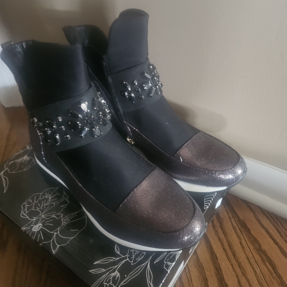 Brand New Atalina 2 Tone Bling Booties